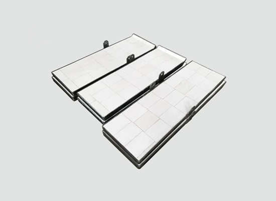 <strong>耐磨陶瓷復(fù)合鋼板(NMC-ZT)</strong>